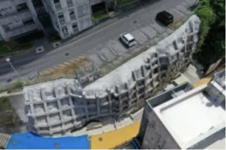 案件名：嘉手納高層住宅法面崩壊対策工事（R04）